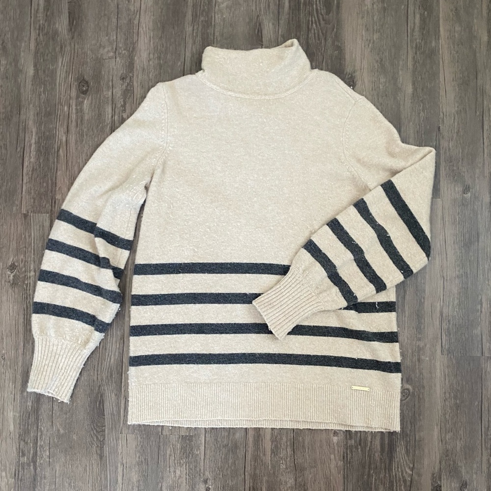 Michael Kors Striped Turtleneck Sweater | Cream Beige & Charcoal Gray